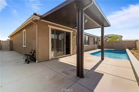 Exterior - 760 Kuchar St, Perris, CA 92571 photo 4 of 8