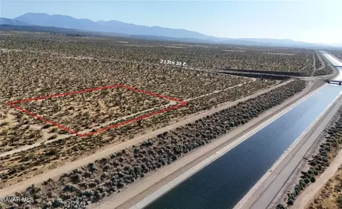 0 Laurelmere Dr, Llano, CA 93544 photo 3