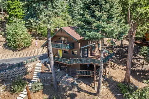 Exterior - 899 Blueridge Dr, Skyforest, CA 92385 photo 7 of 7