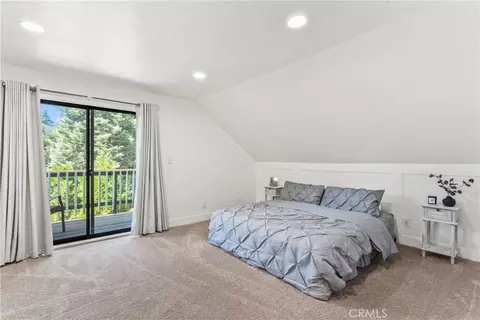 Bedroom - 899 Blueridge Dr, Skyforest, CA 92385 photo 5 of 7