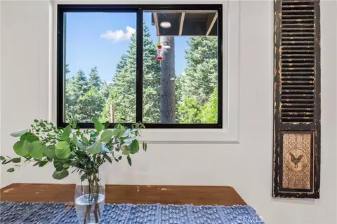 Dining - 899 Blueridge Dr, Skyforest, CA 92385 photo 1 of 1
