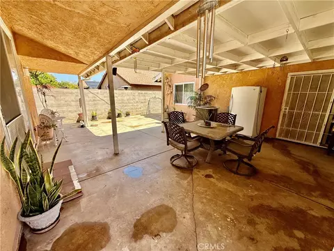 Exterior - 18854 6th, Bloomington, CA 92316 photo 2 of 4
