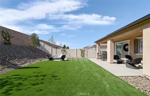 25391 Violane Dr, Menifee, CA 92585