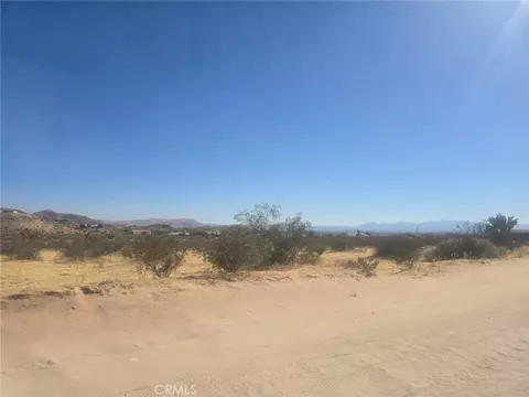 0 Cahuilla, Apple Valley, CA 92307 photo 3