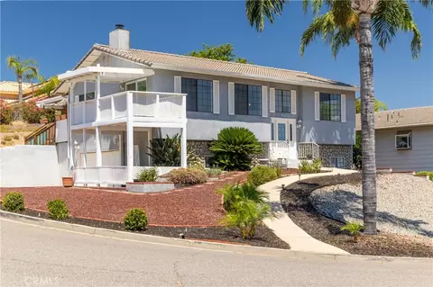 30745 Long Pt, Canyon Lake, CA 92587