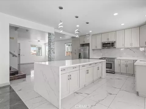 1886 Montara, San Jacinto, CA 92583