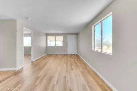 Living - 55525 Ornelas Ln, Landers, CA 92285 photo 7 of 11