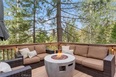 Exterior - 269 Massive, Lake Arrowhead, CA 92352 photo 5 of 9