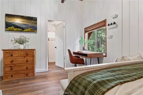 Bedroom - 269 Massive, Lake Arrowhead, CA 92352 photo 5 of 8