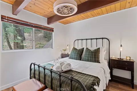 Bedroom - 269 Massive, Lake Arrowhead, CA 92352 photo 1 of 8
