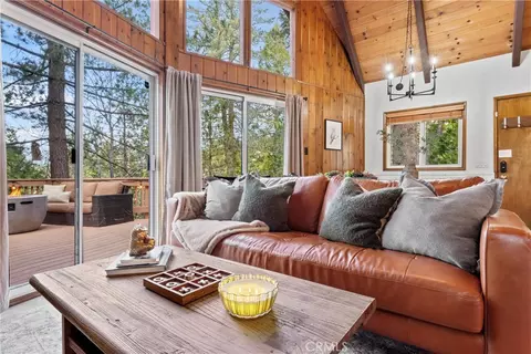 Living - 269 Massive, Lake Arrowhead, CA 92352 photo 1 of 4