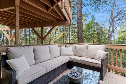 Exterior - 269 Massive, Lake Arrowhead, CA 92352 photo 8 of 9