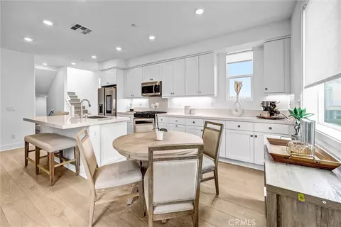 302 Fawn St, Rancho Mission Viejo, CA 92694
