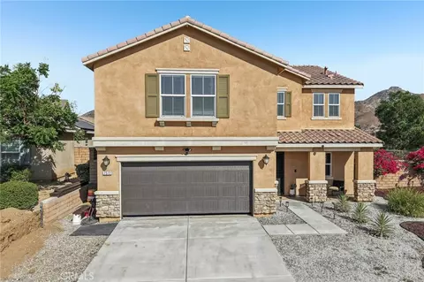 Exterior - 7572 Blue Oak, Riverside, CA 92507 photo 9 of 13