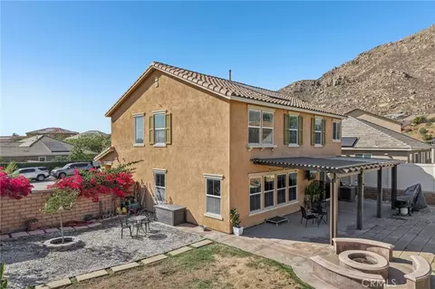 Exterior - 7572 Blue Oak, Riverside, CA 92507 photo 12 of 13