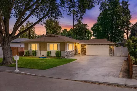 4869 Serrano Pl, Riverside, CA 92504