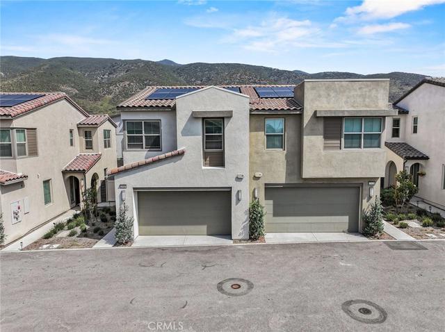 15936 Sparrow Ct, Fontana, CA 92336