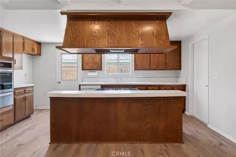 Kitchen - 10852 Kloiber St, Riverside, CA 92505 photo 2 of 6