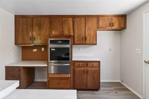 Kitchen - 10852 Kloiber St, Riverside, CA 92505 photo 5 of 6
