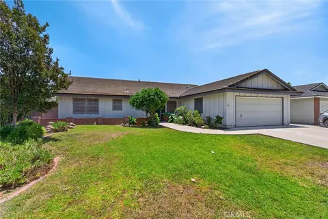 Exterior - 10852 Kloiber St, Riverside, CA 92505 photo 9 of 10