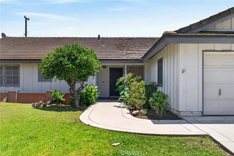Exterior - 10852 Kloiber St, Riverside, CA 92505 photo 8 of 10