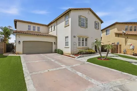 Exterior - 11050 Buttonbush Ct, Corona, CA 92883 photo 4 of 22