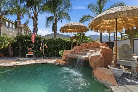 Exterior - 11050 Buttonbush Ct, Corona, CA 92883 photo 16 of 22