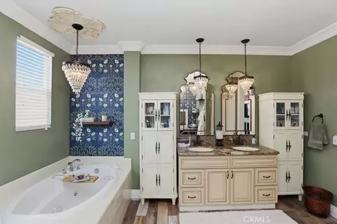 Bath - 11050 Buttonbush Ct, Corona, CA 92883 photo 3 of 4