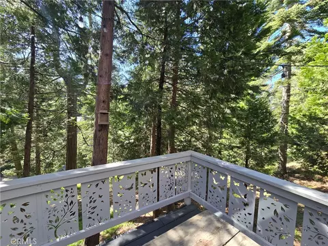 Exterior - 26058 Fire Hall Loop, Twin Peaks, CA 92391 photo 6 of 13