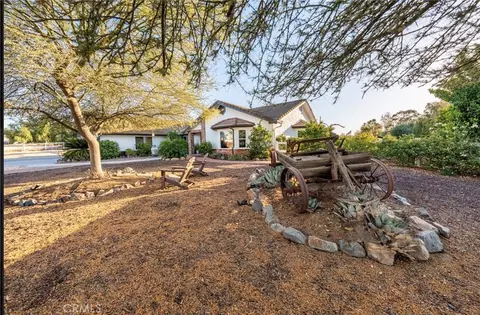 Exterior - 17720 Copper Queen, Perris, CA 92570 photo 2 of 29