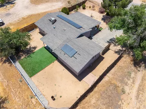View/Area - 11945 Bornite Ave, Hesperia, CA 92345 photo 4 of 17