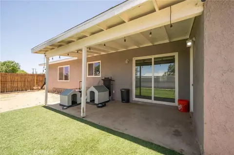 Exterior - 11945 Bornite Ave, Hesperia, CA 92345 photo 4 of 13