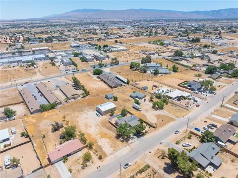 View/Area - 11945 Bornite Ave, Hesperia, CA 92345 photo 13 of 17