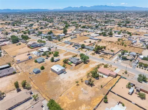View/Area - 11945 Bornite Ave, Hesperia, CA 92345 photo 12 of 17