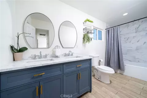 Bath - 11945 Bornite Ave, Hesperia, CA 92345 photo 1 of 2