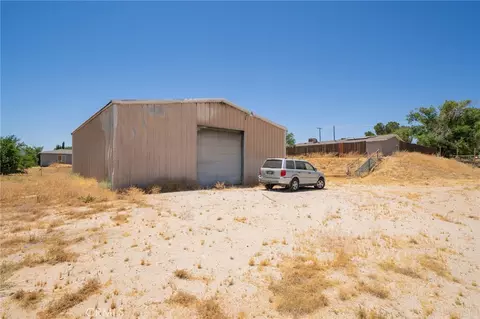 Exterior - 11945 Bornite Ave, Hesperia, CA 92345 photo 12 of 13