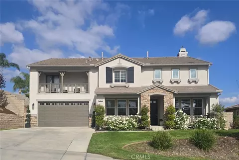 6405 Seavey Ct, Highland, CA 92346