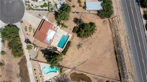 View/Area - 17656 Mockingbird Hill Cir, Riverside, CA 92504 photo 3 of 7