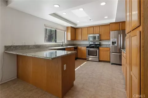 Kitchen - 17656 Mockingbird Hill Cir, Riverside, CA 92504 photo 1 of 1