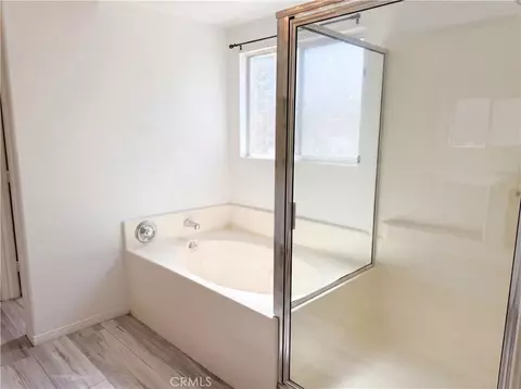 Bath - 15358 Lookout, Apple Valley, CA 92307 photo 3 of 4