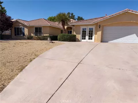 15358 Lookout, Apple Valley, CA 92307