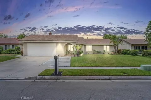 2965 Mirada Rd, Highland, CA 92346