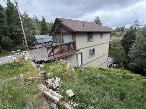 Exterior - 22198 Pine Dr, Cedarpines Park, CA 92322 photo 2 of 4