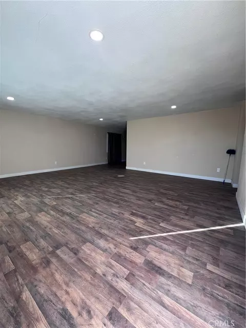 25346 Agate, Barstow, CA 92311 photo 2