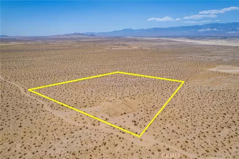 0 N Side, Lucerne Valley, CA 92356 photo 2