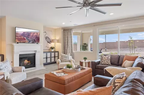6100 Saddlehorn Ln, Jurupa Valley, CA 92509