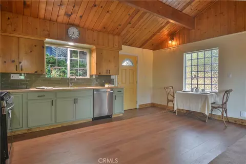 Kitchen - 1935 Poplar, Running Springs, CA 92382 photo 2 of 3