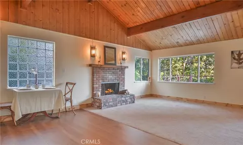 Living - 1935 Poplar, Running Springs, CA 92382 photo 3 of 12