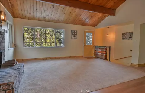 Living - 1935 Poplar, Running Springs, CA 92382 photo 5 of 12