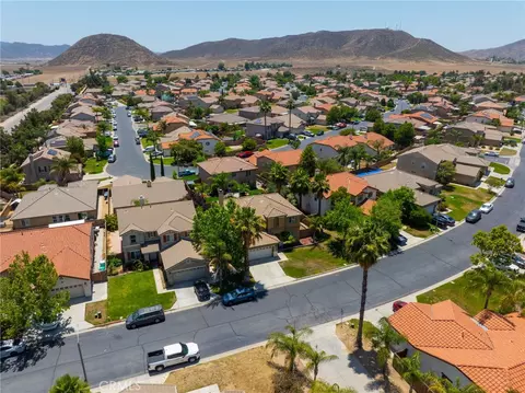 View/Area - 7579 Isla, Hemet, CA 92545 photo 5 of 12